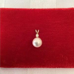 Pearl and Diamond 14K Gold Pendant